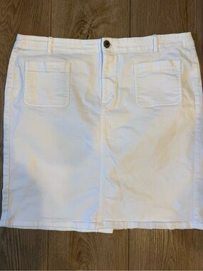 J.Jill Denim White Skirt Size 18 Stretch Utility Pocket Knee Length